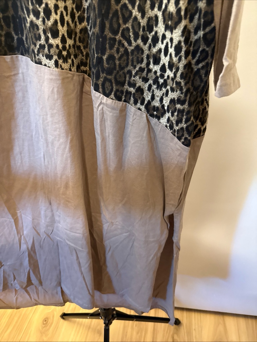Plus Size Umgee USA Women's Size 1X Animal Print Long Sleeve Dress with Pockets - Picture 4 of 6